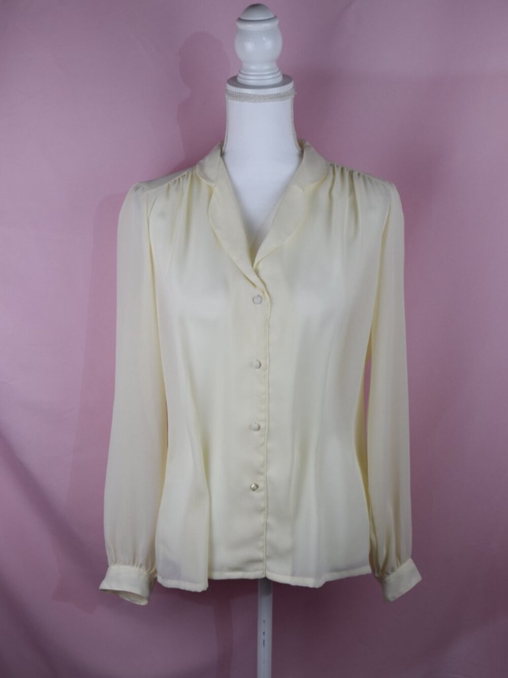 Pepper Tree Cream Silk-Look Long Sleeve Button-Front Blouse | Size 12